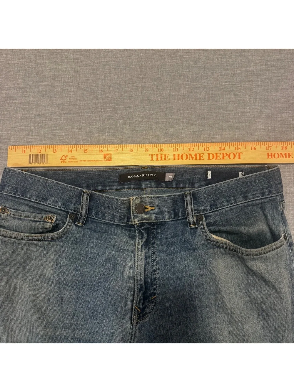 Banana Republic Men’s Jeans 34x32 Dark Gray Straight Leg Denim Pants